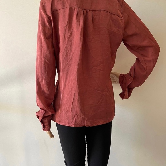 Cutout Asymmetrical Long Sleeve Blouse Size S - Picture 11 of 12